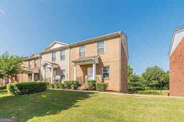 4 BR in Tucker