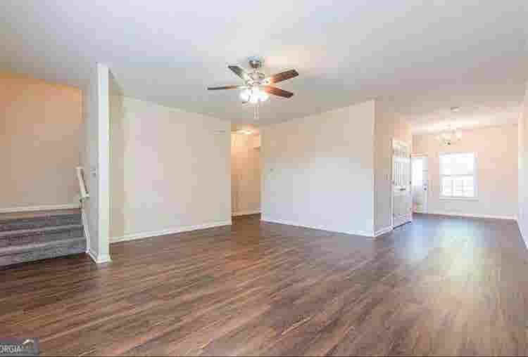 4 BR in Tucker