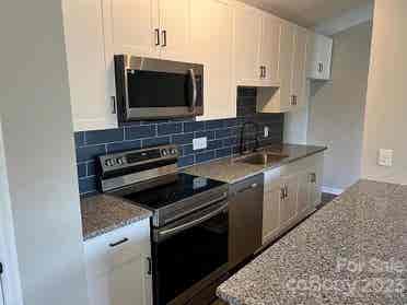 2 BR in Charlotte