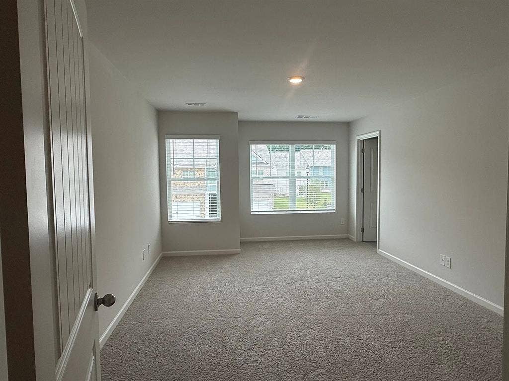 4 BR in Buford