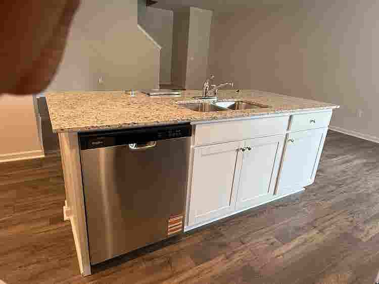 4 BR in Buford