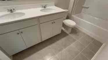 4 BR in Buford