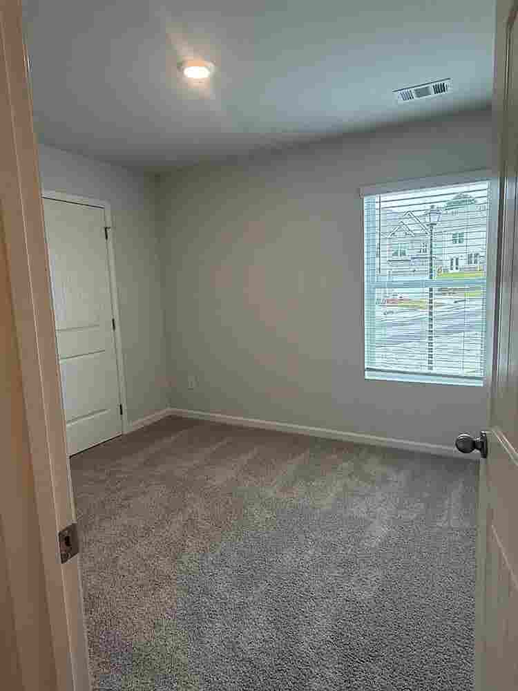 4 BR in Buford