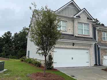 4 BR in Buford
