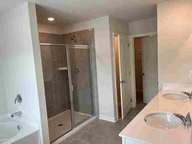 4 BR in Buford