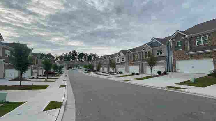 4 BR in Buford