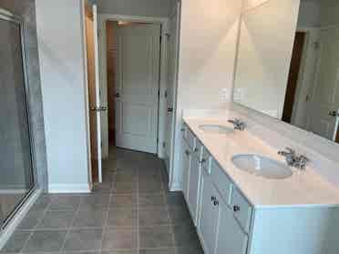 4 BR in Buford
