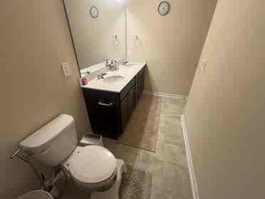 5 BR in Holly Springs