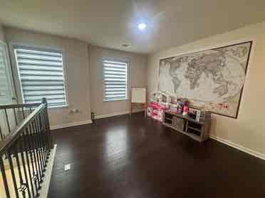 5 BR in Holly Springs