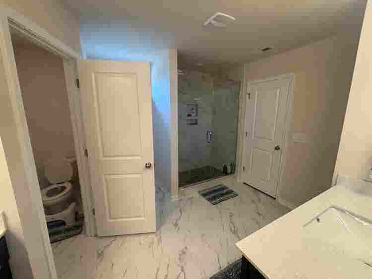 5 BR in Holly Springs