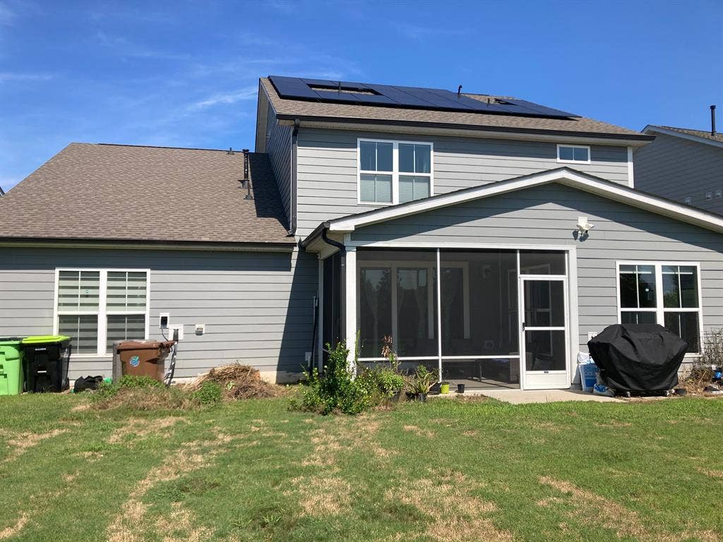 5 BR in Holly Springs