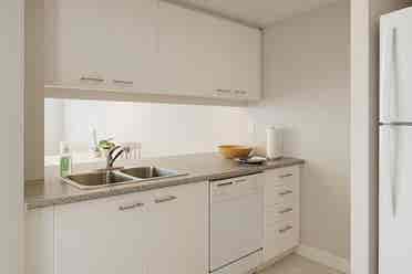 Downtown Toronto room for rent