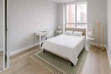 Downtown Toronto room for rent