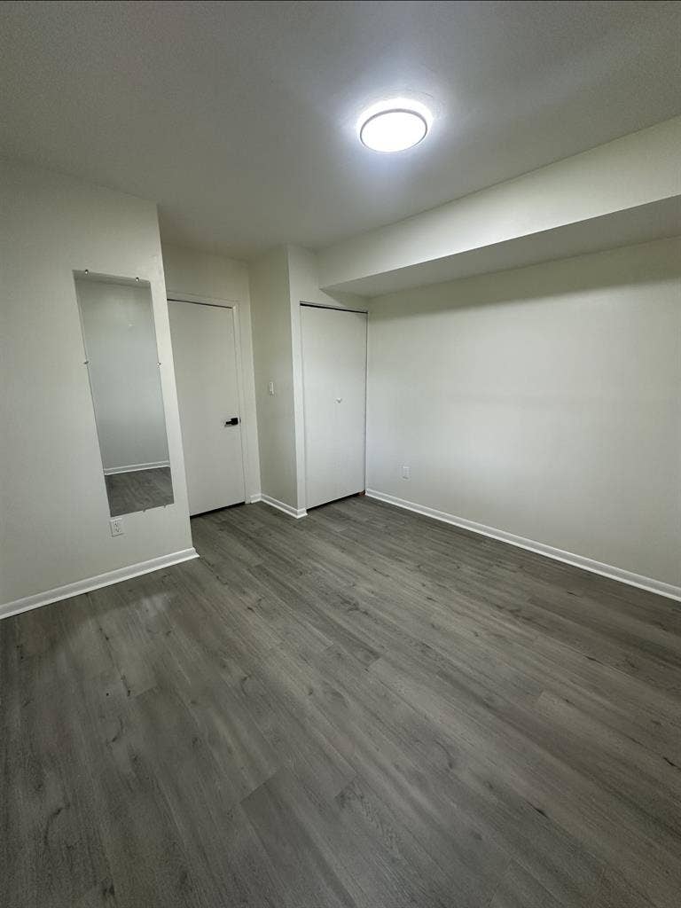 Basement Apt Bathroom