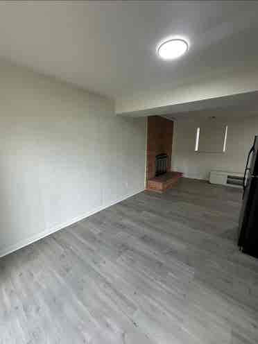 Basement Apt  Bathroom