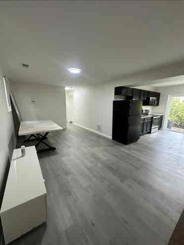Basement Apt  Bathroom