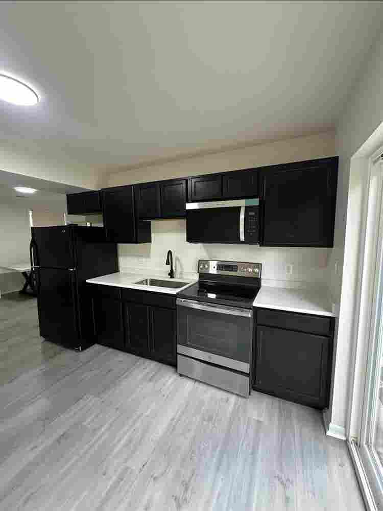 Basement Apt  Bathroom