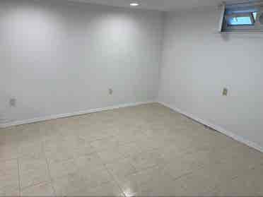 1 bedroom apartment.