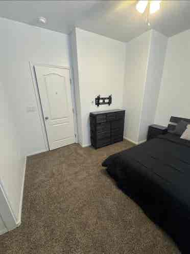 Private rooms for rent