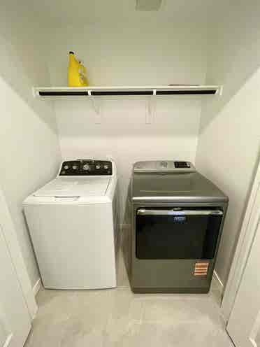 Private Master Suite–All Bills Paid