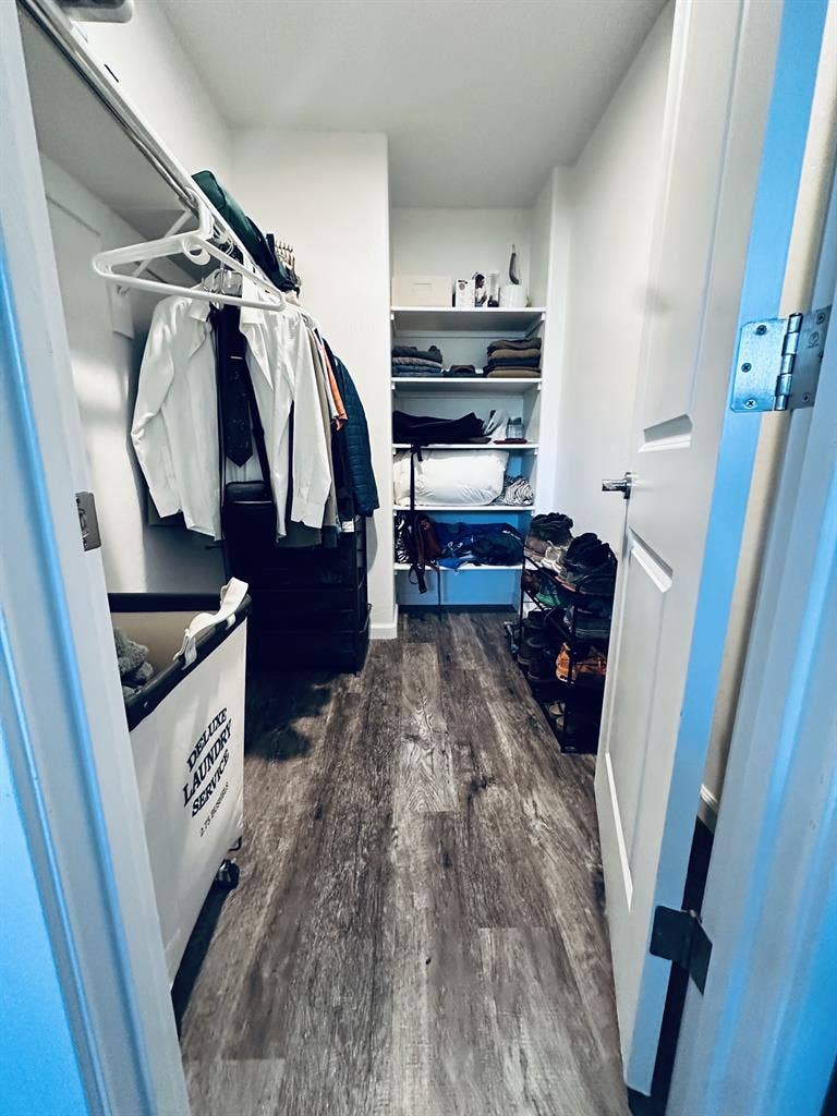 Private Master Suite (Ladies Only)