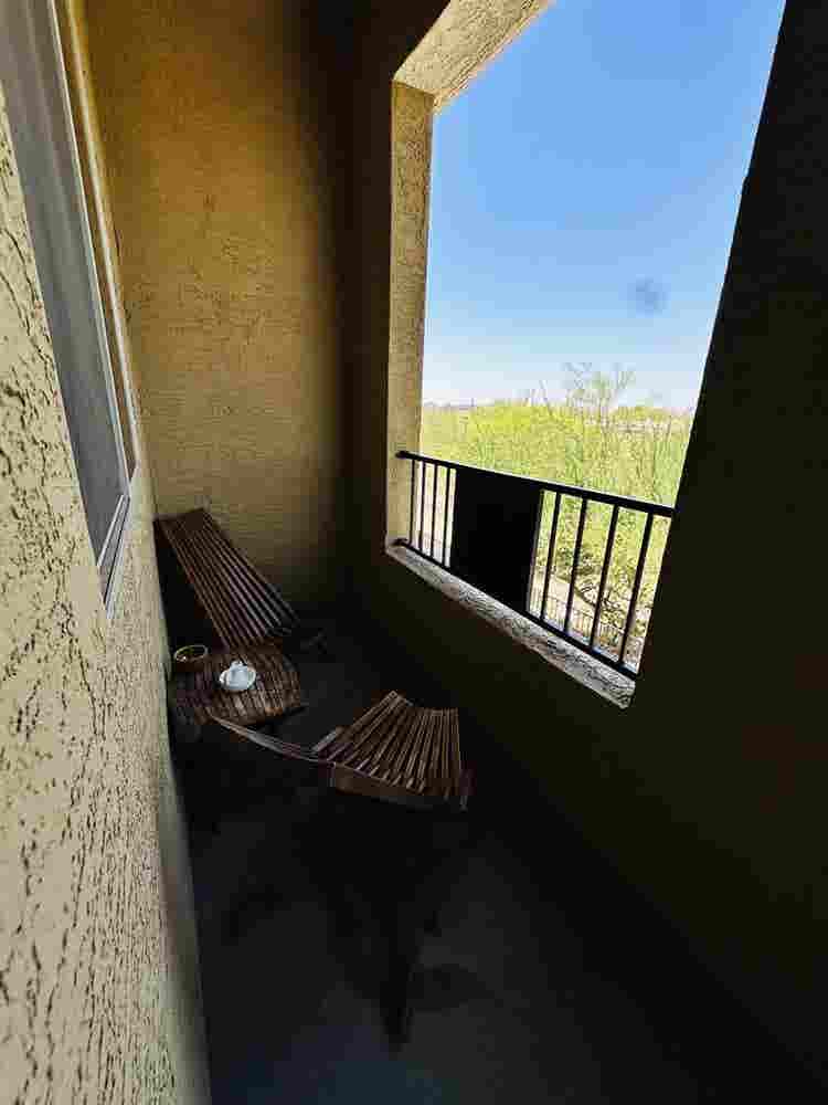 Private Master Suite (Ladies Only)
