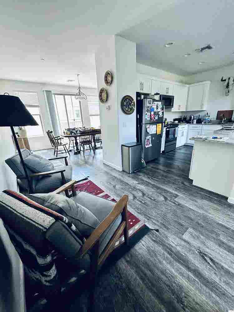 Private Master Suite (Ladies Only)