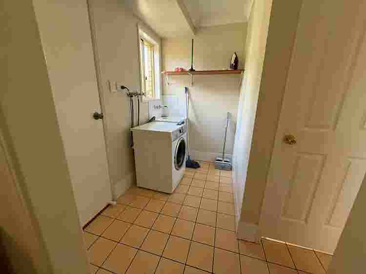 Furnished room at Darling Heights 