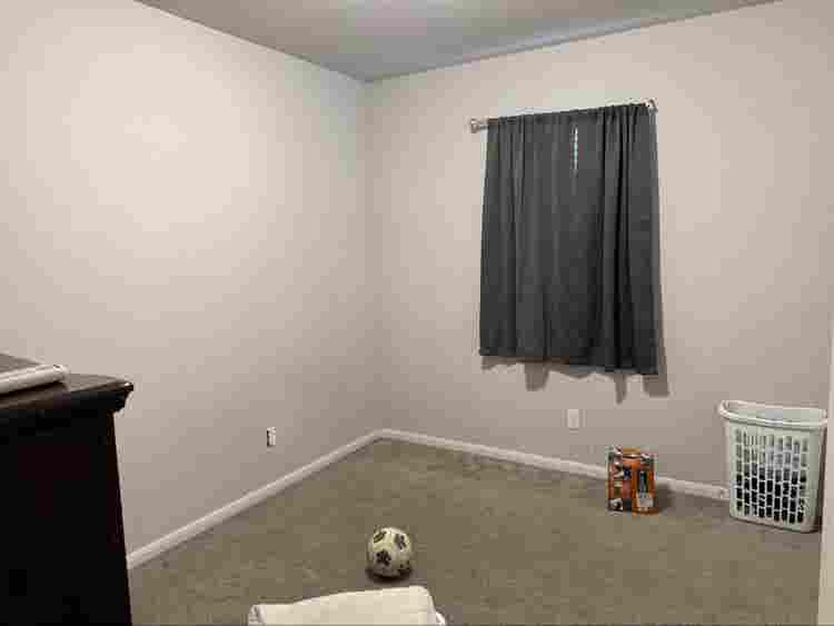 The house have 2 bathrooms  4 beds