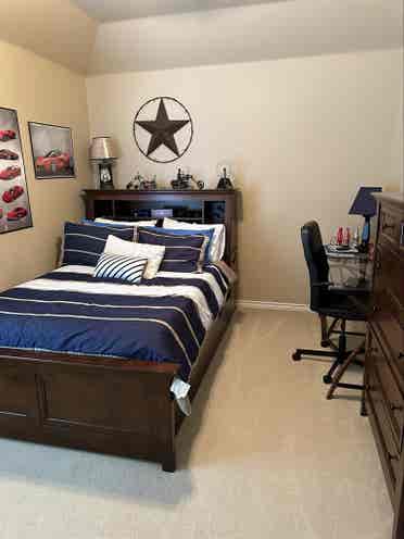 Furnished Room Available in Frisco