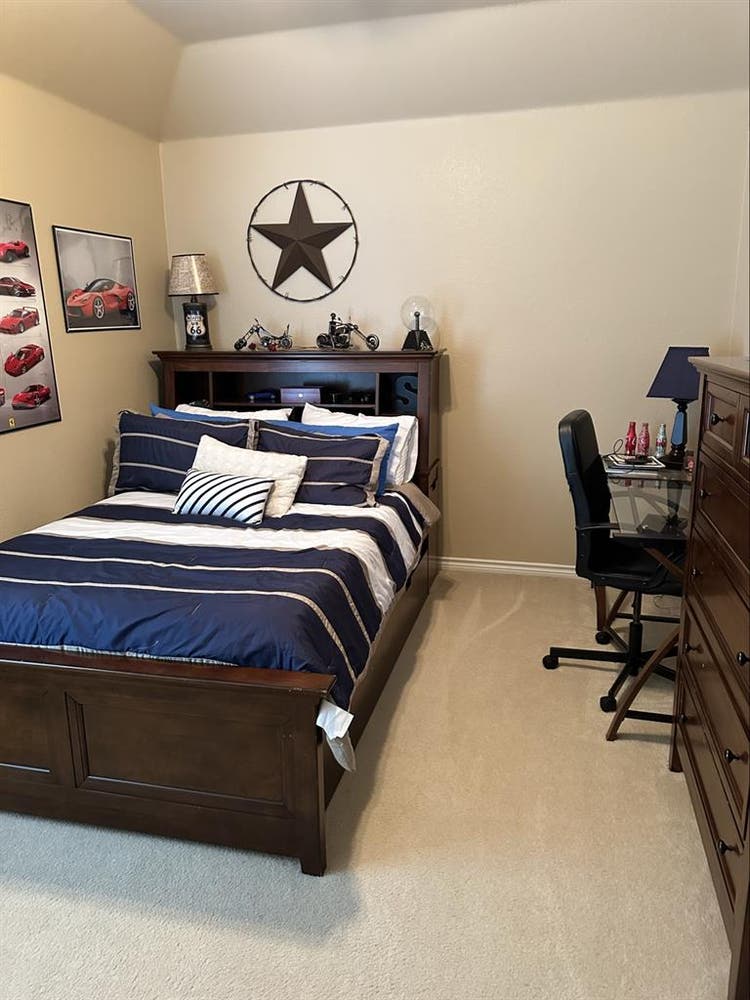 Furnished Room Available in Frisco