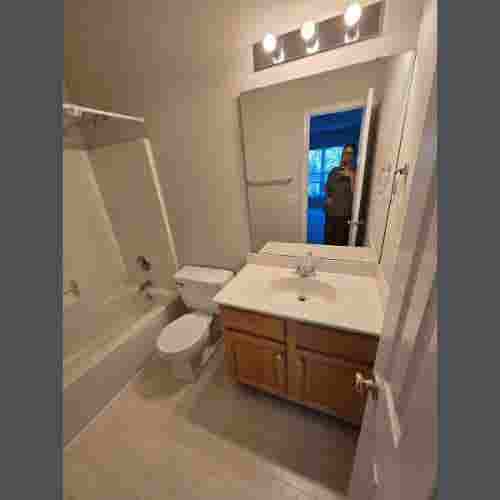 HUGE Furnished BR + En Suite!