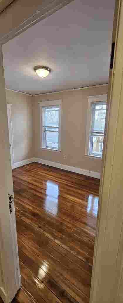 4 minutes walk to T Jamaica plain