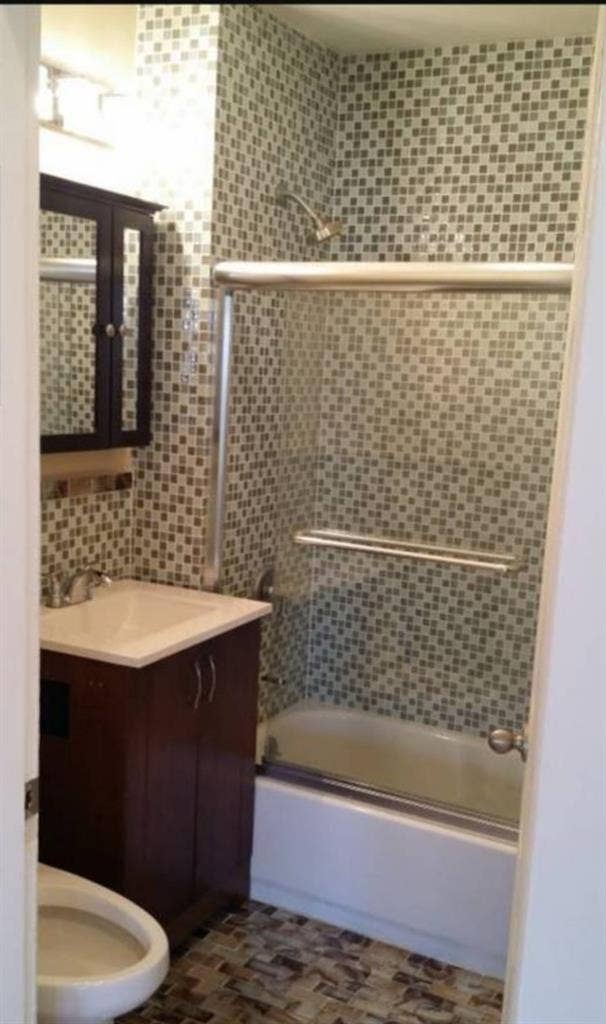 3 minutes walk to T Jamaica plain