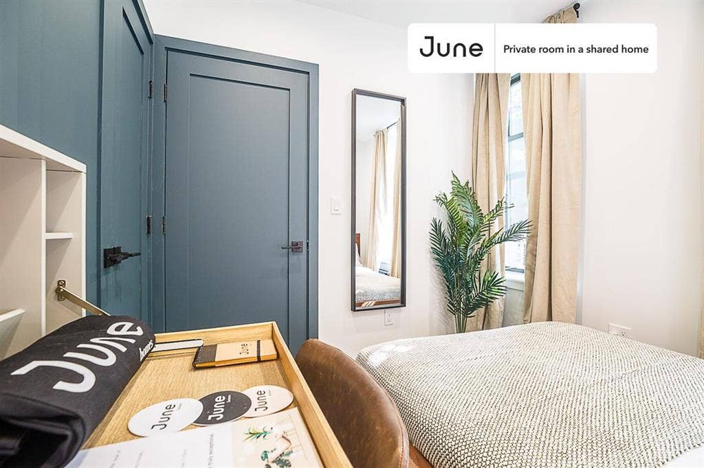 3 BR in New York City