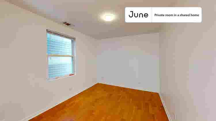 3 BR in Chicago