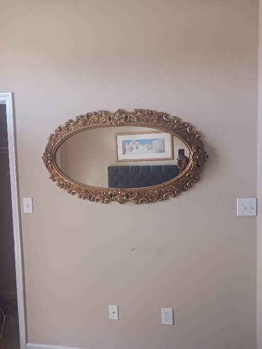 I am looking for a roommate