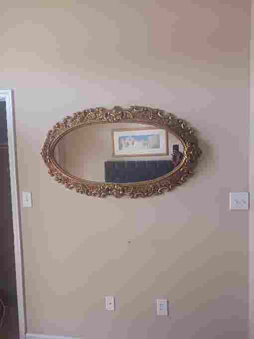 I am looking for a roommate