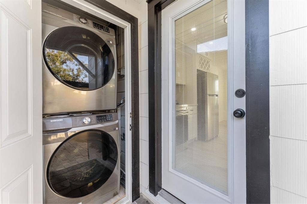 Mother in law suite w/ private bath