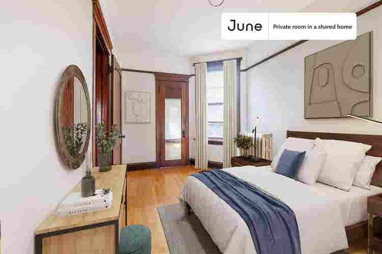 3 BR in Chicago