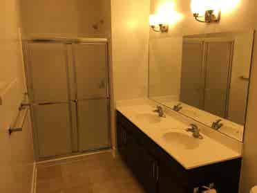 Seeking roommate in Norfolk
