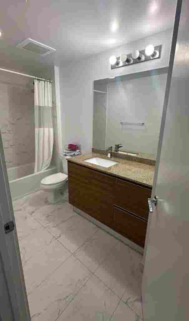Double spacious room for rent