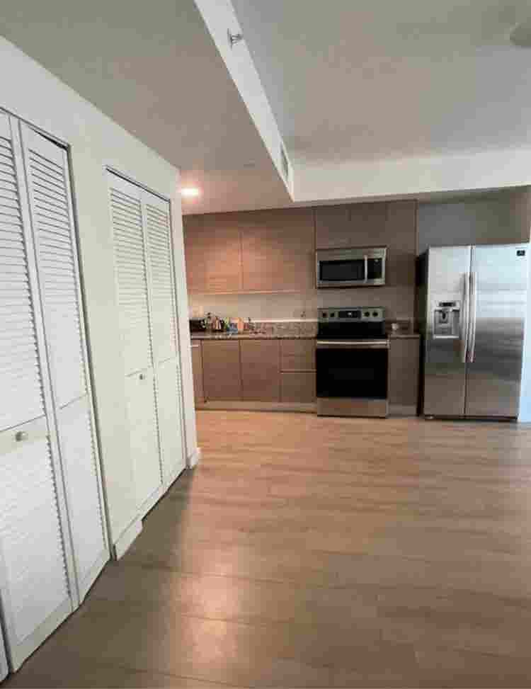 Double spacious room for rent