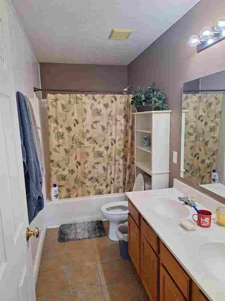 Furnished room in indianapolis