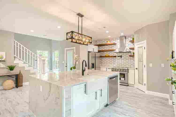 3 BR in Dallas