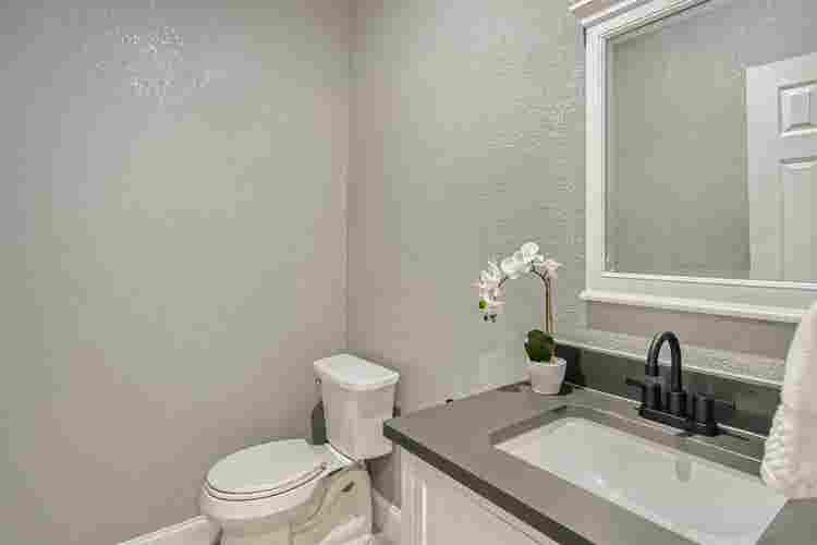3 BR in Dallas