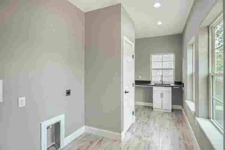 3 BR in Dallas