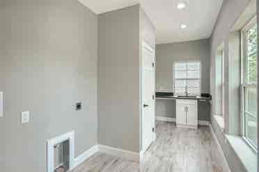 3 BR in Dallas