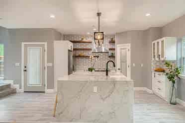 3 BR in Dallas