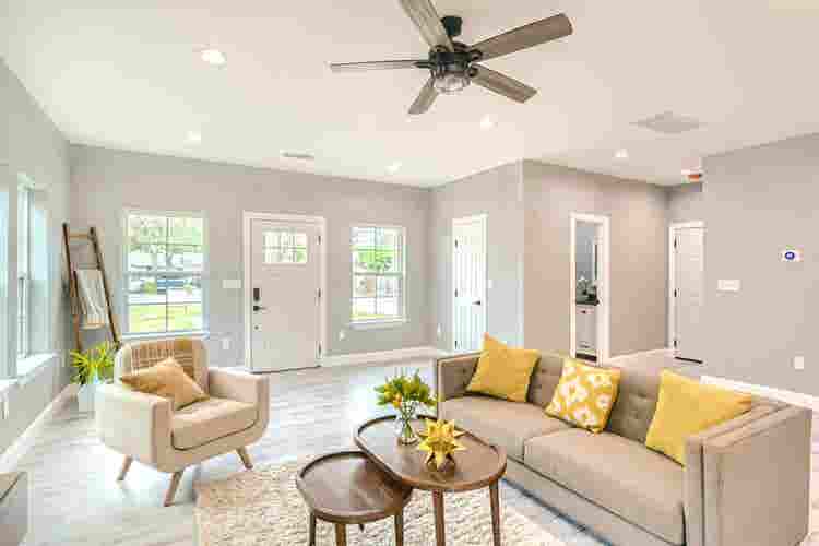 3 BR in Dallas